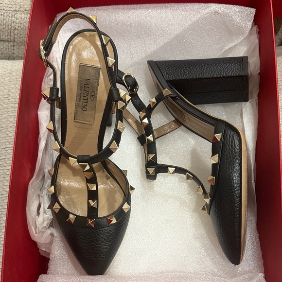 Valentino Shoes - RARE Valentino T strap heel with BLOCK Heel size 36